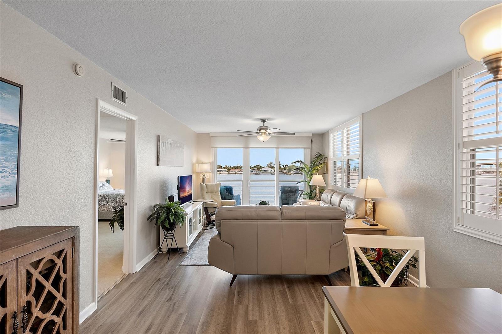 BAHIA VISTA UNIT III - Residential