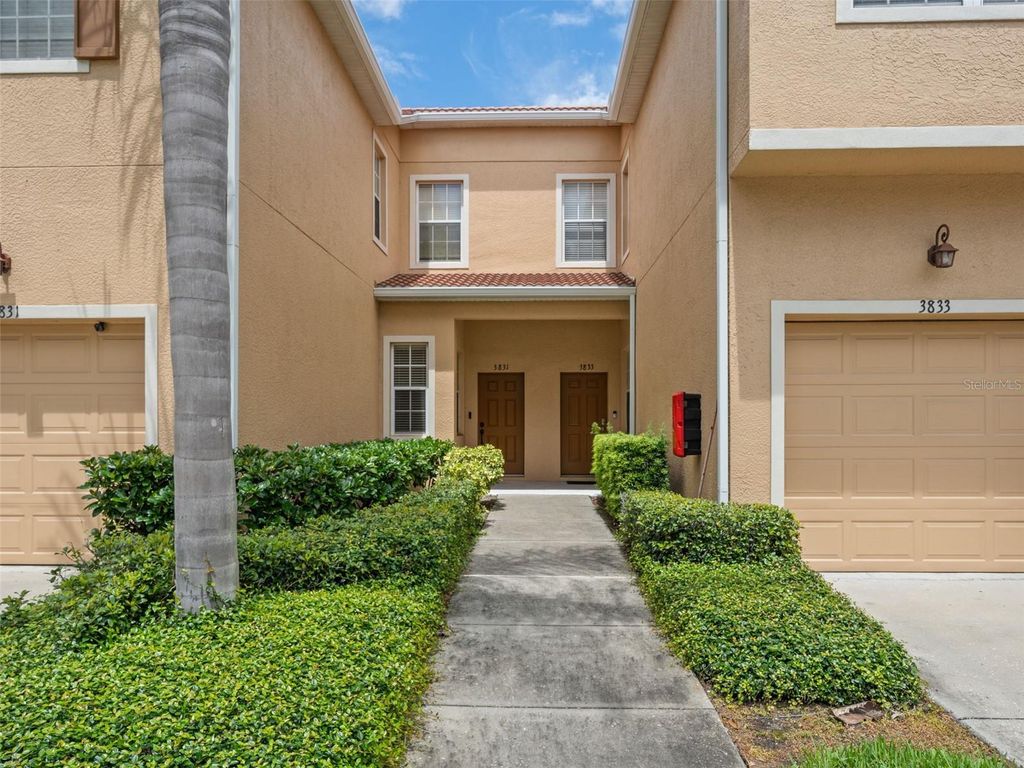 Photo of 3831 Parkridge Circle #1-104, Sarasota, FL 34243 (MLS # A4687612)