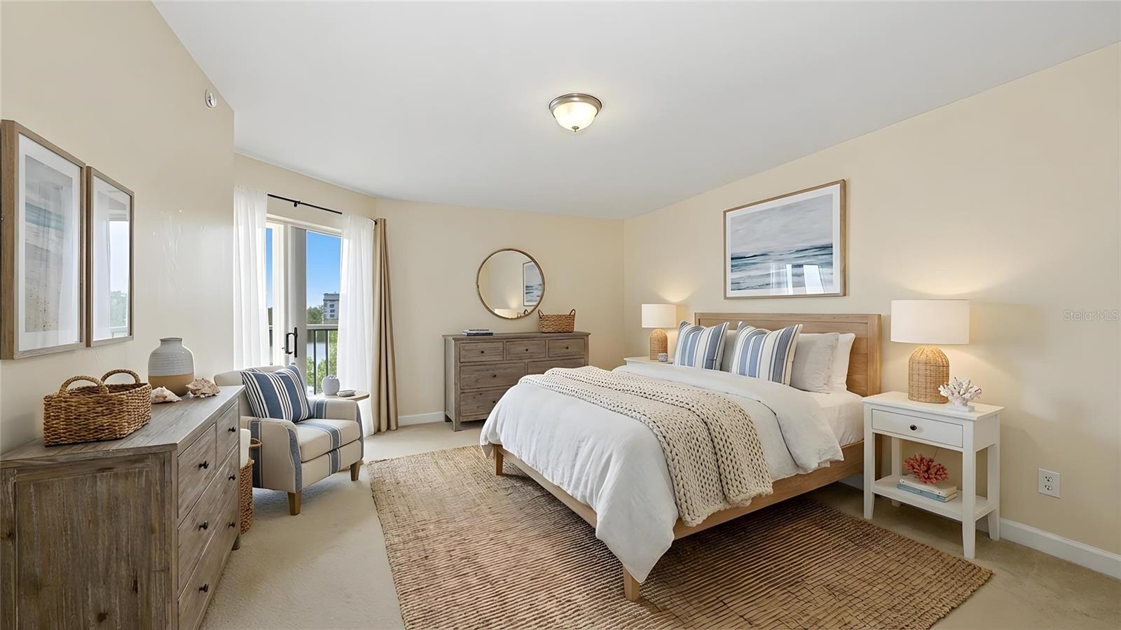 LEMON BAY BREEZES PH 01 - Residential