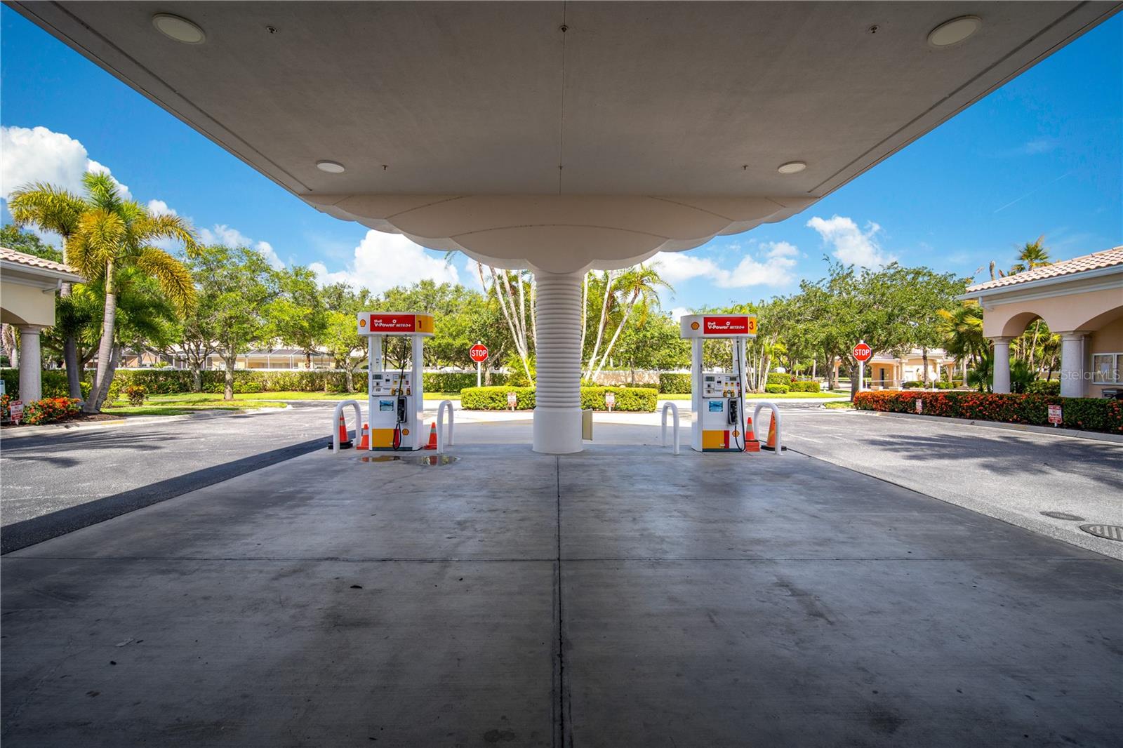 VILLAGEWALK - Residential