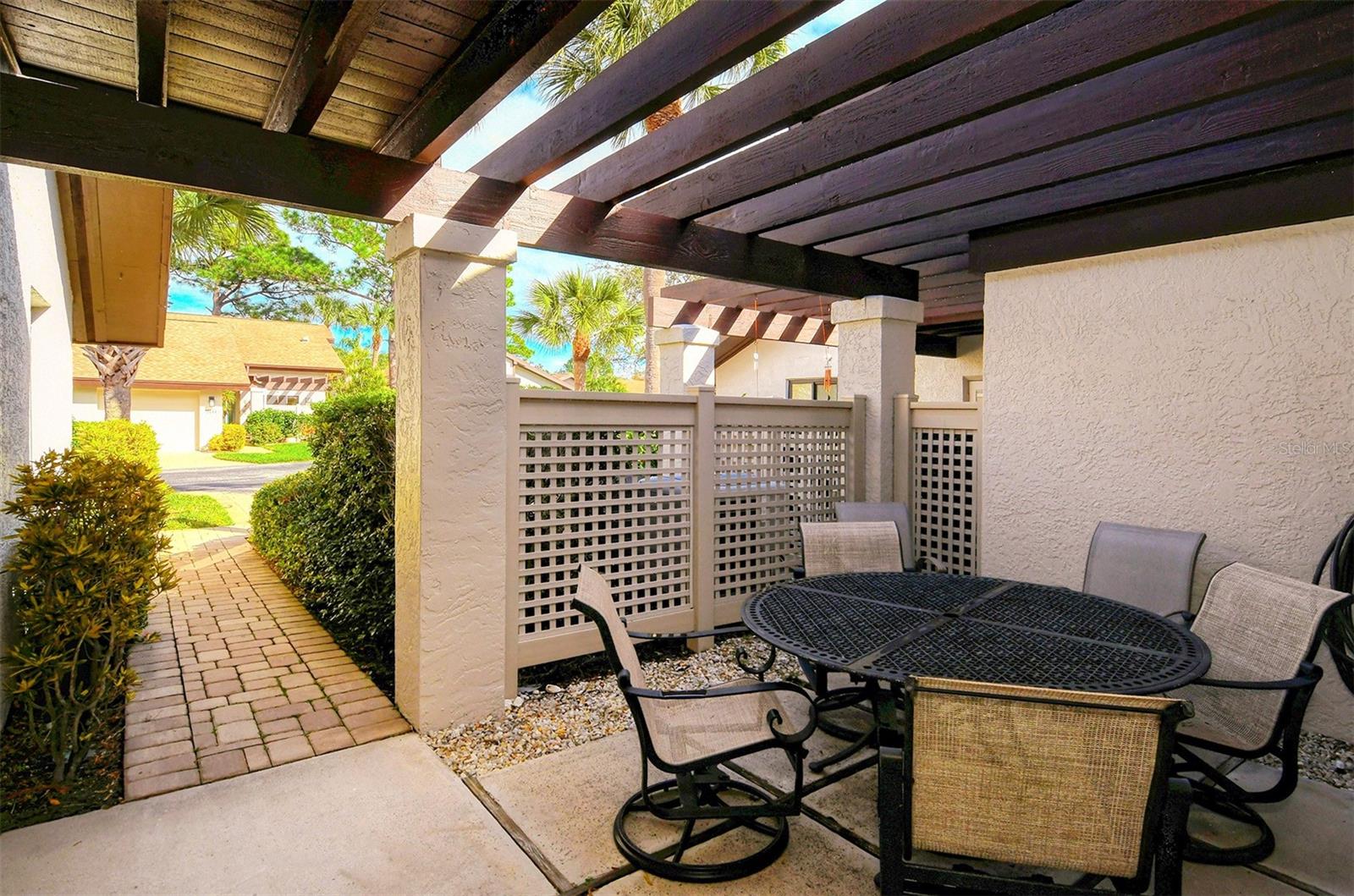 WINDRUSH BOURNE - Residential Lease
