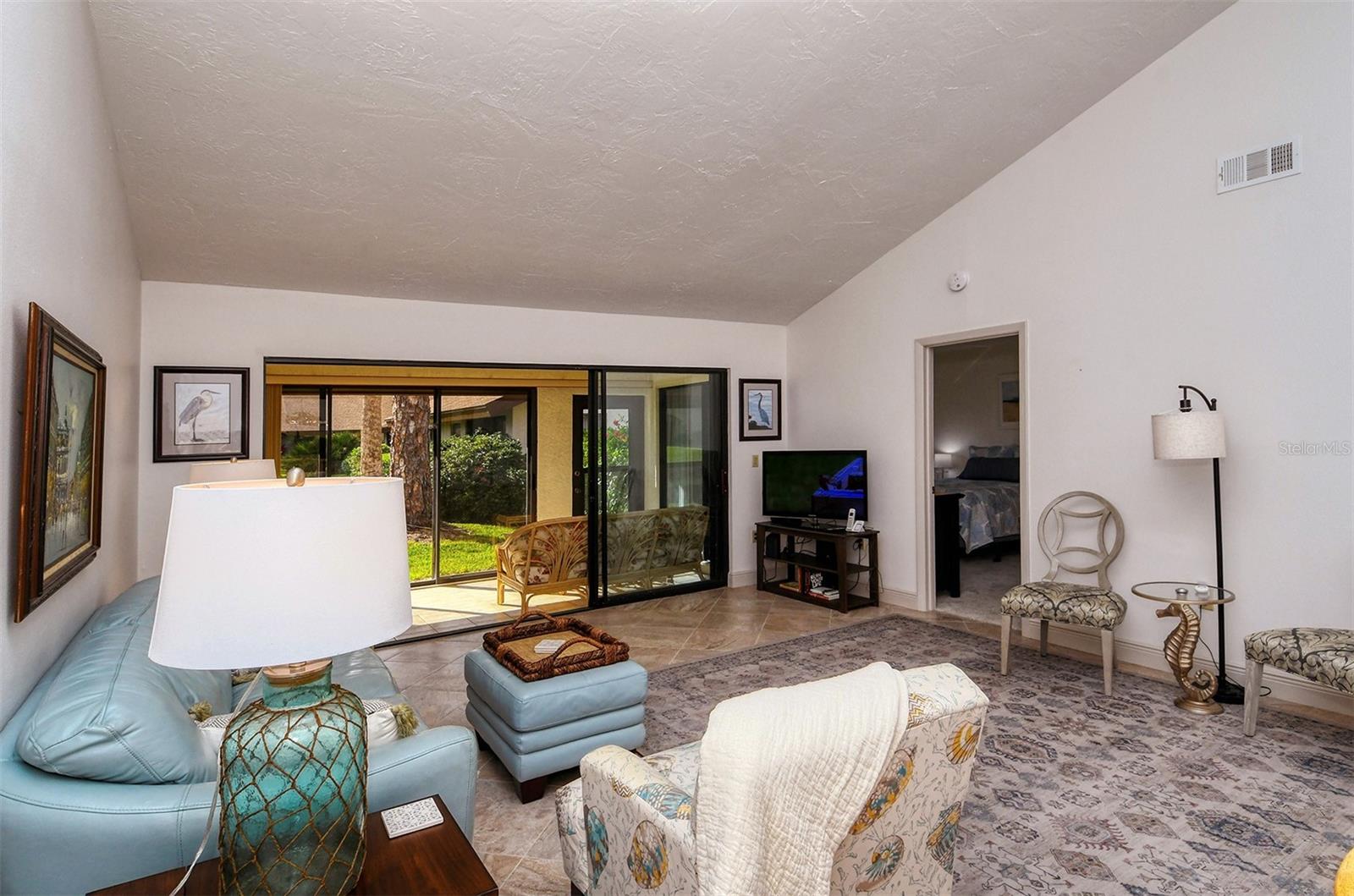 WINDRUSH BOURNE - Residential Lease
