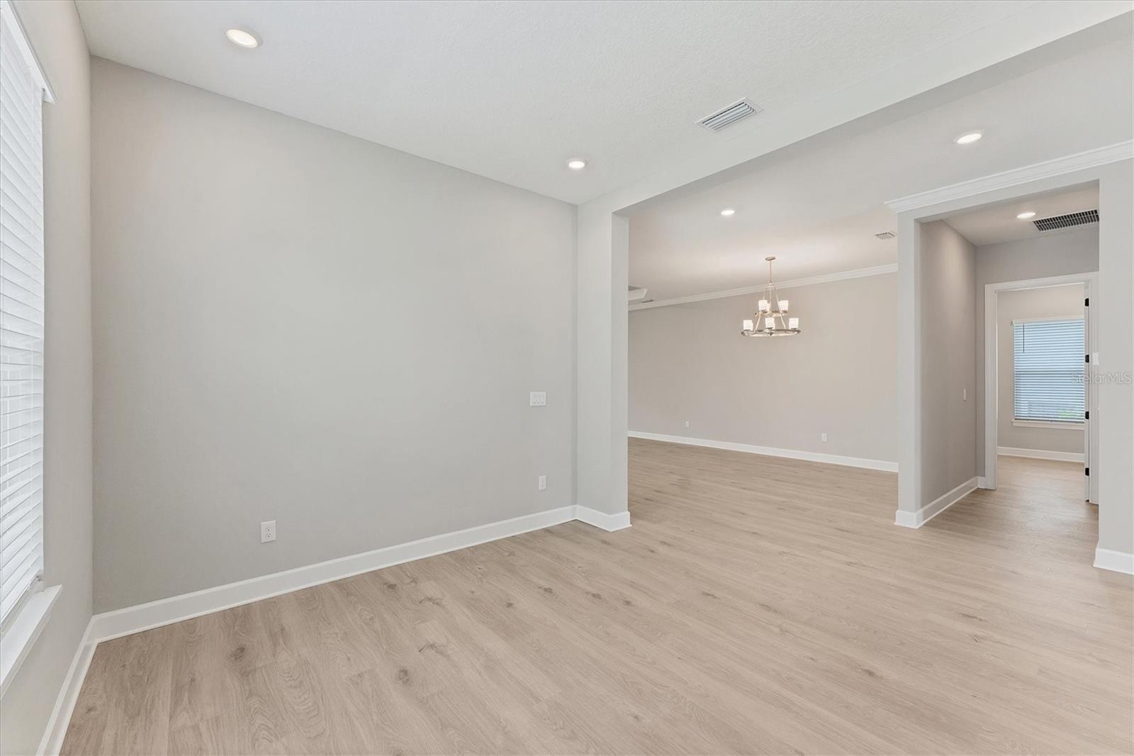 AZARIO ESPLANADE PH VI - Residential