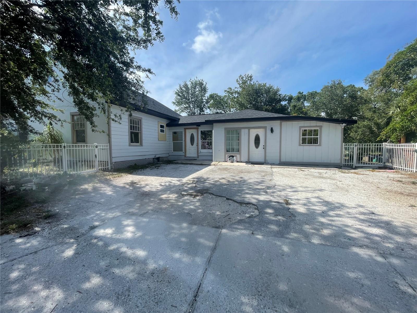 Renovated 2 BR, 1 Bath unit located in the Village of the Arts. Shared laundry in breezeway. spacious yard, private porch, off street parking, 1 mile away from downtown Bradenton. Credit and background check $50 each applicant. Tenant responsible for water, sewer, trash, and electric.