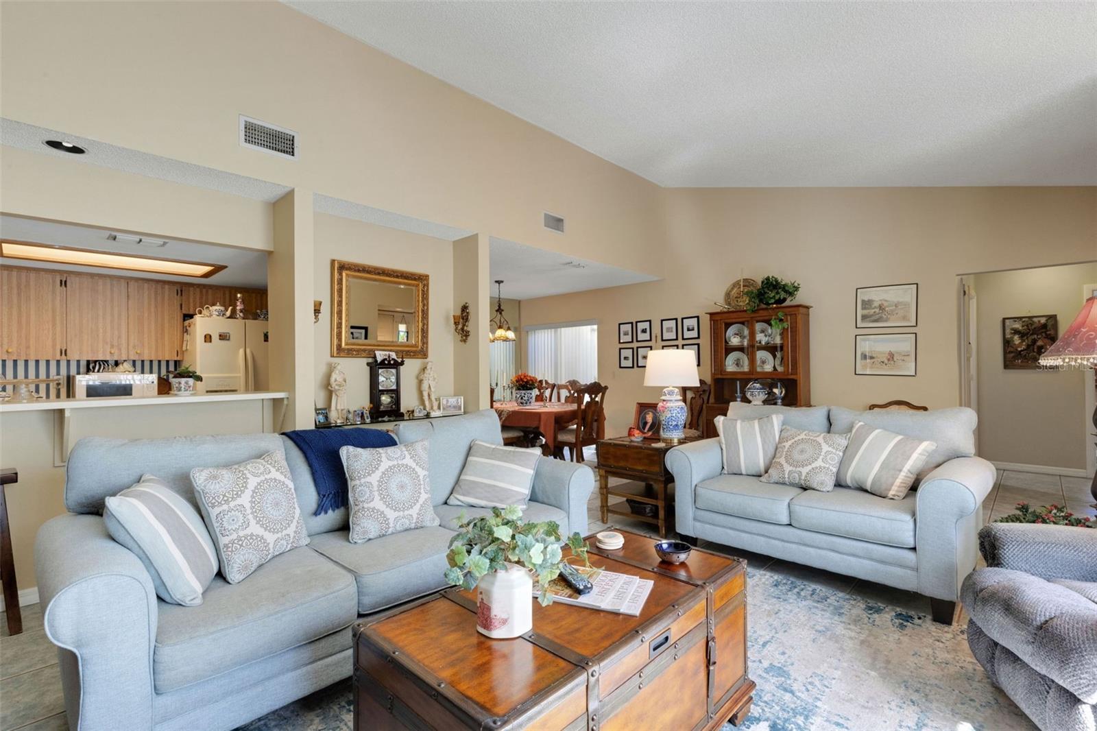 WILLOW POINT ESTATES - Residential