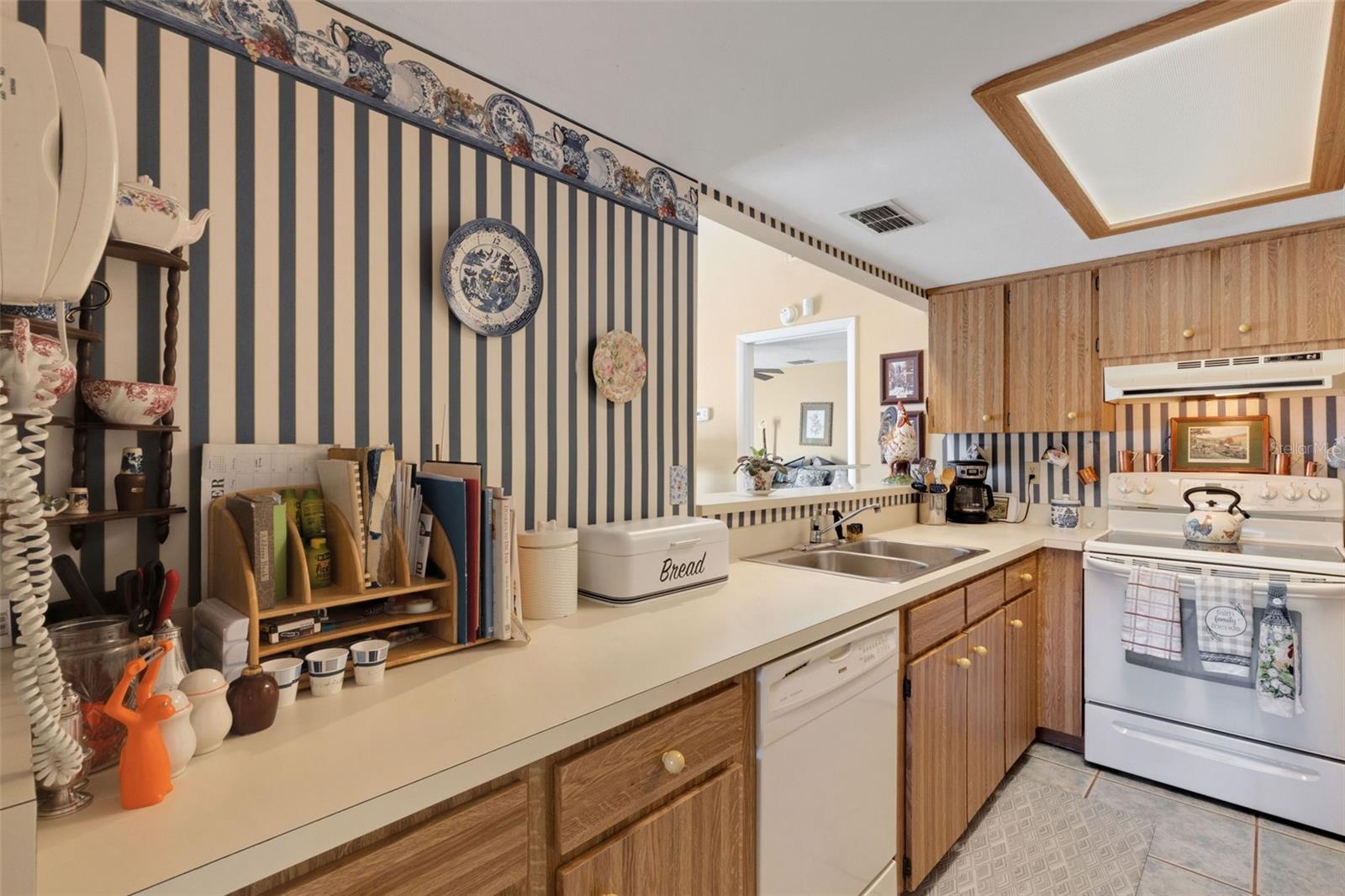 WILLOW POINT ESTATES - Residential