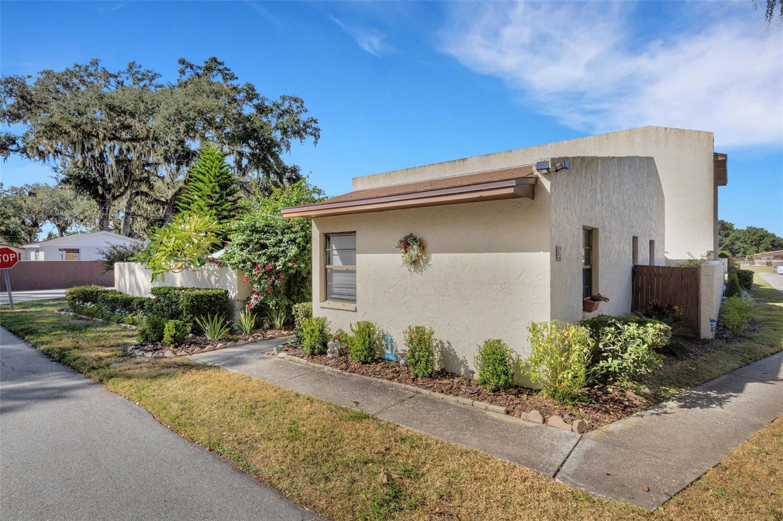 WILLOW POINT ESTATES - Residential