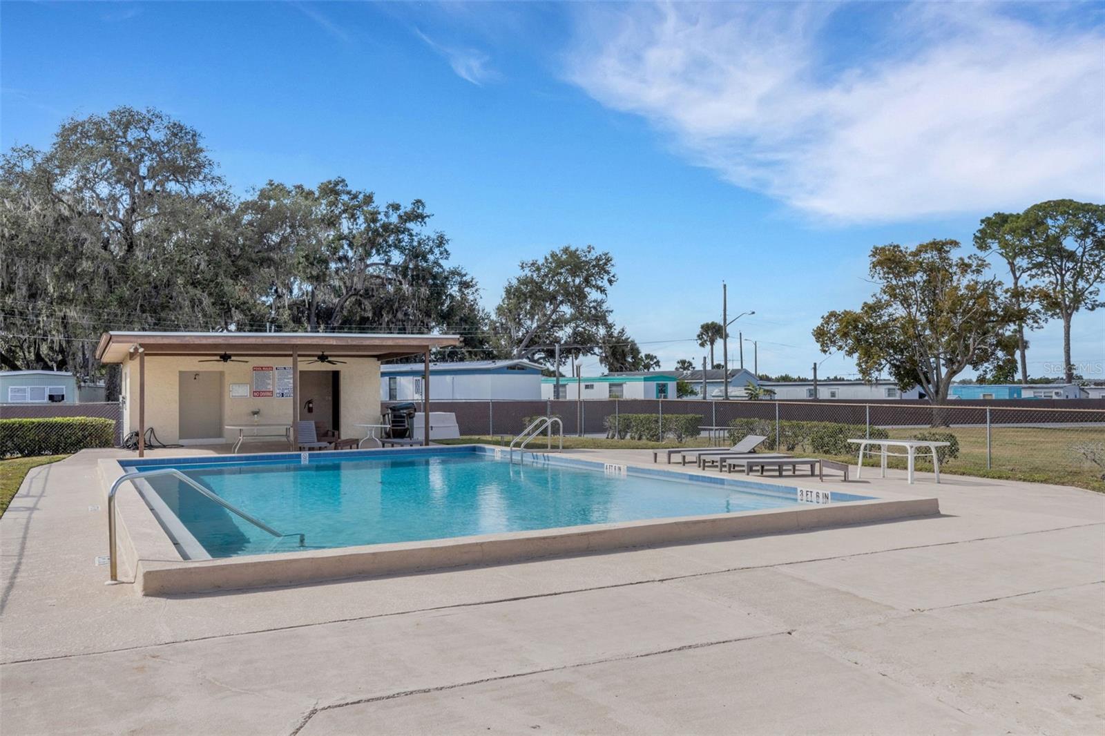 WILLOW POINT ESTATES - Residential