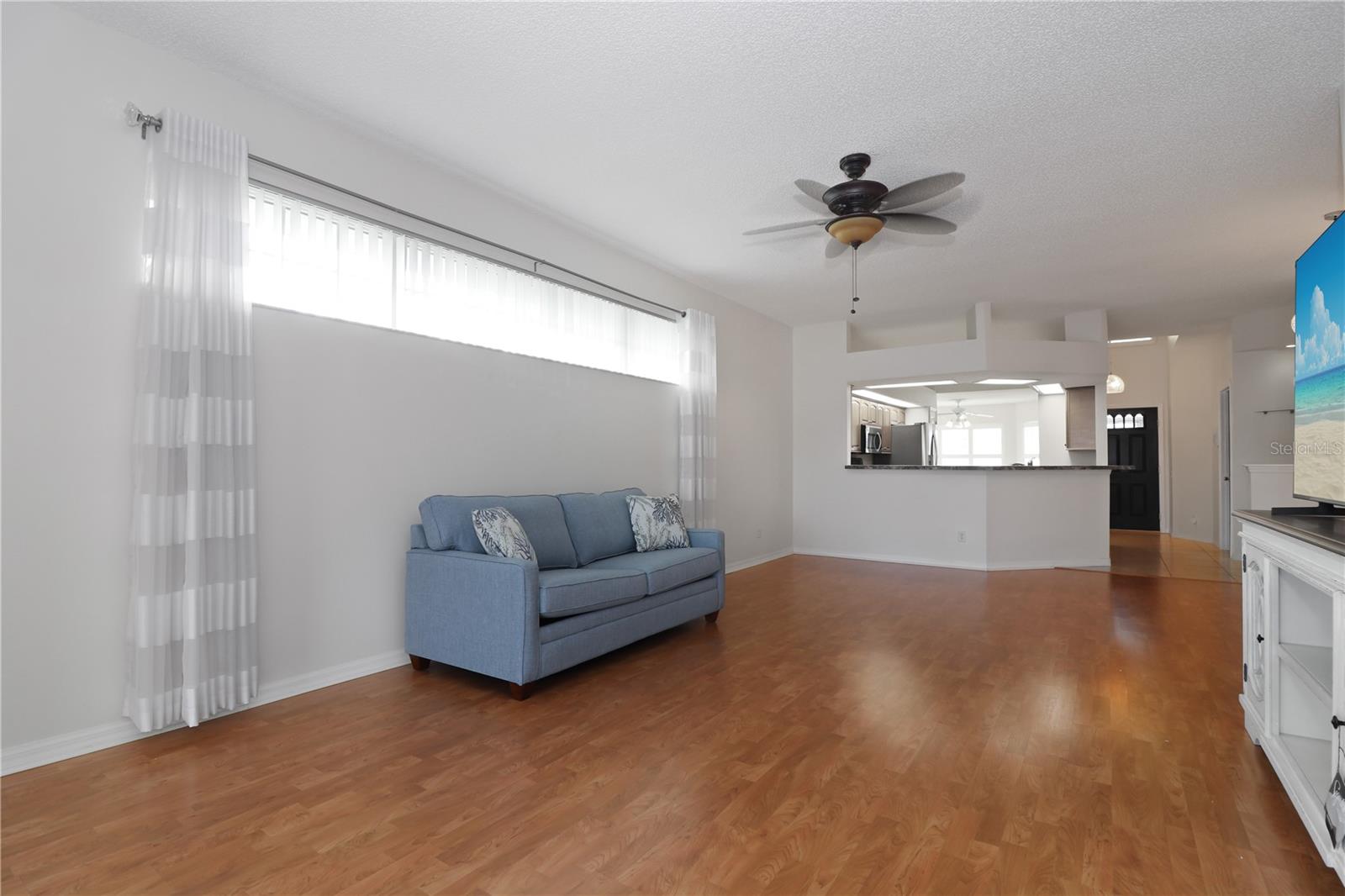 ROYAL HIGHLANDS PH IA SUB - Residential Lease