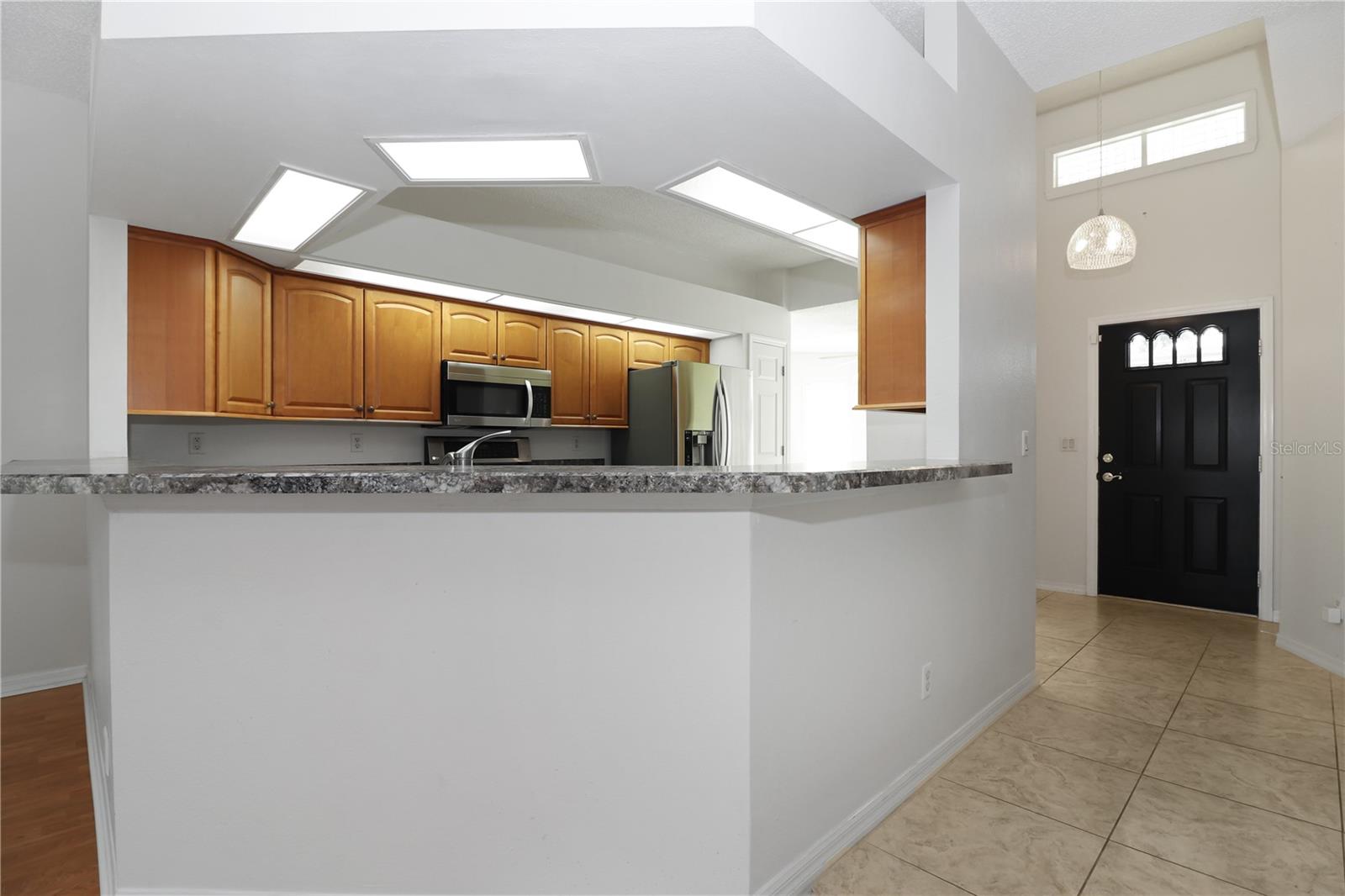 ROYAL HIGHLANDS PH IA SUB - Residential Lease