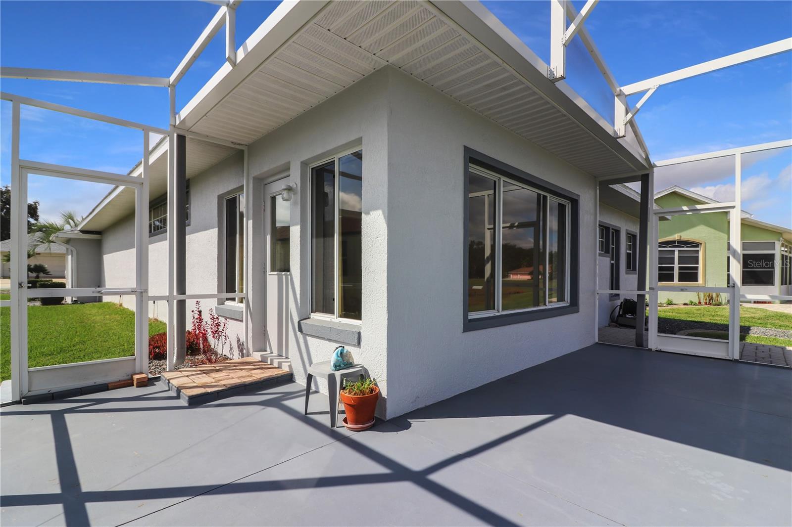 ROYAL HIGHLANDS PH IA SUB - Residential Lease