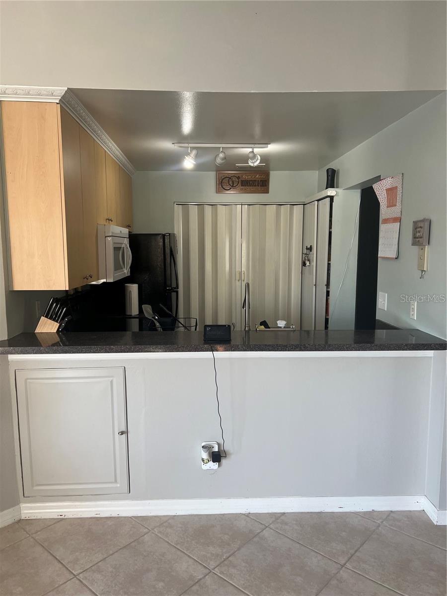 DOCKSIDE CONDO - Residential