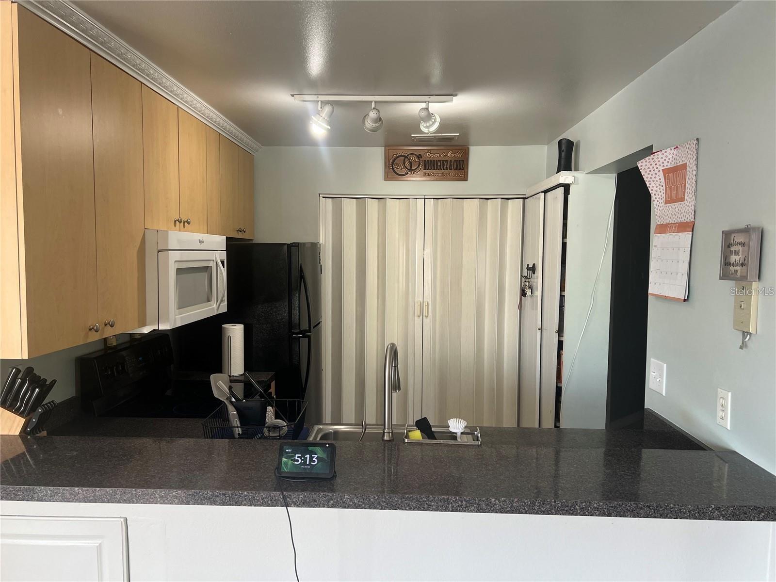 DOCKSIDE CONDO - Residential