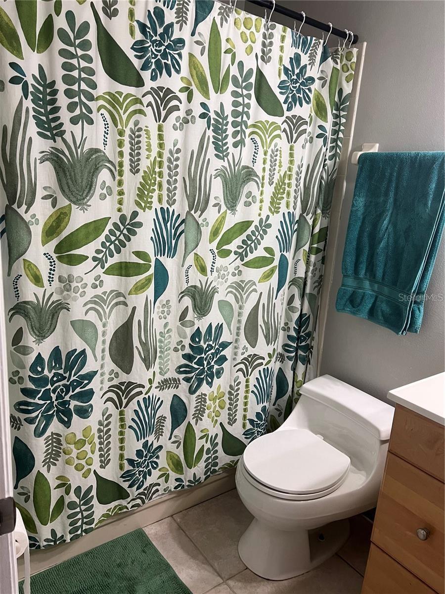 DOCKSIDE CONDO - Residential