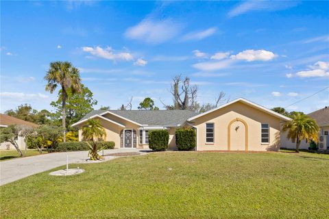 A home in PORT CHARLOTTE