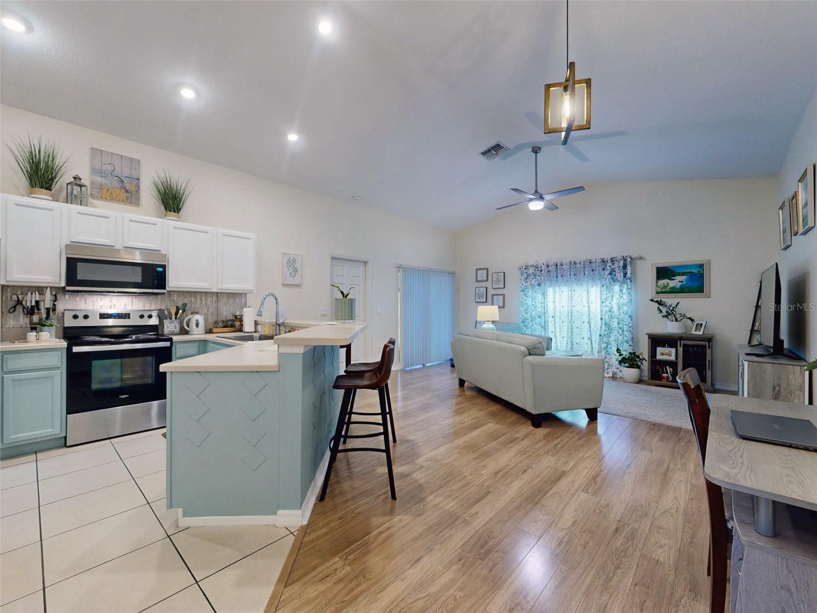 242 PINE BLUFF AVENUE 242