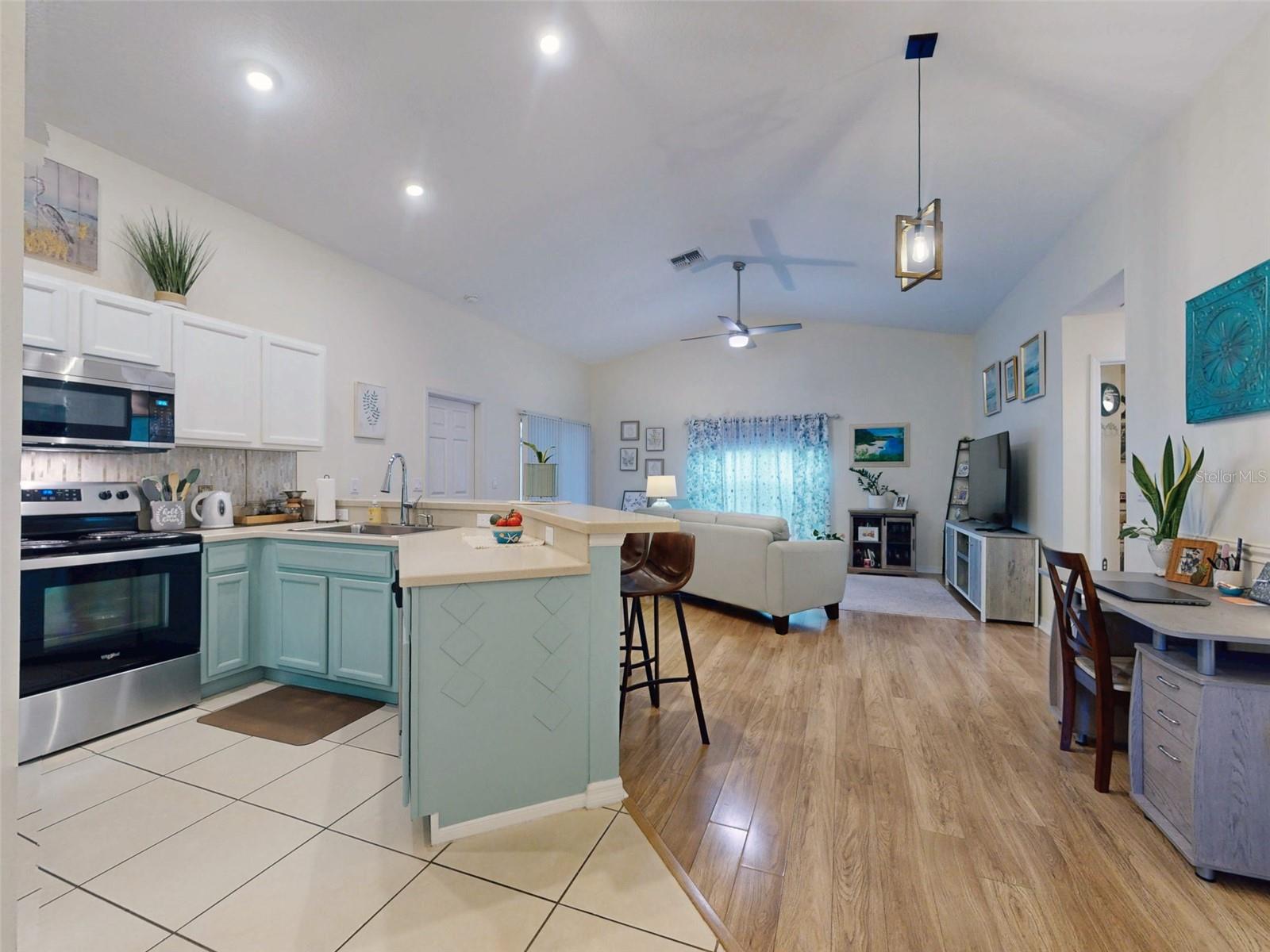 242 PINE BLUFF AVENUE 242