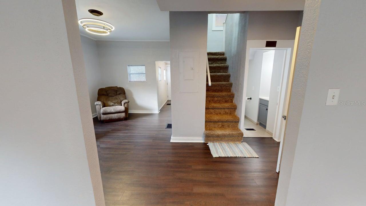 DELAND E 160 FT BLK 142 - Residential Lease