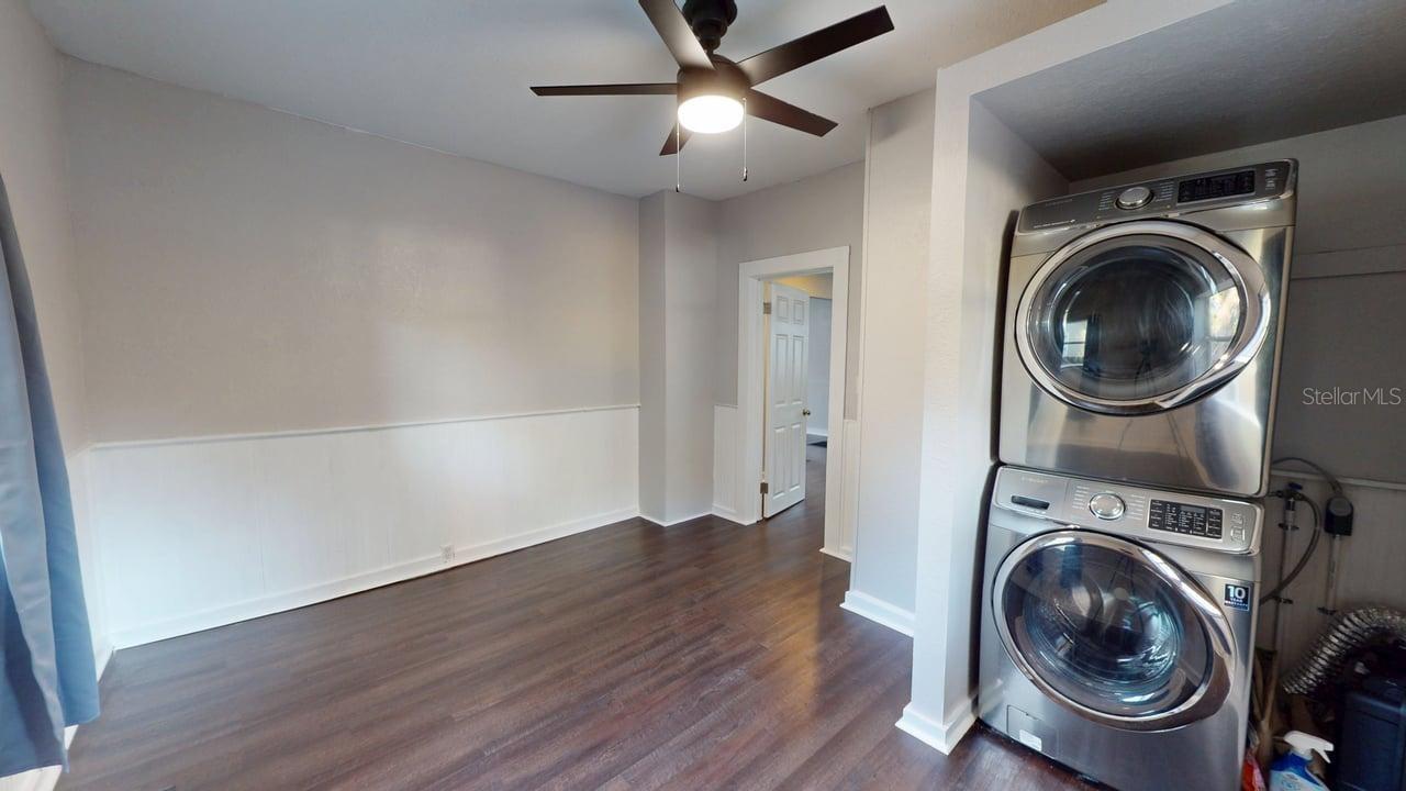 DELAND E 160 FT BLK 142 - Residential Lease