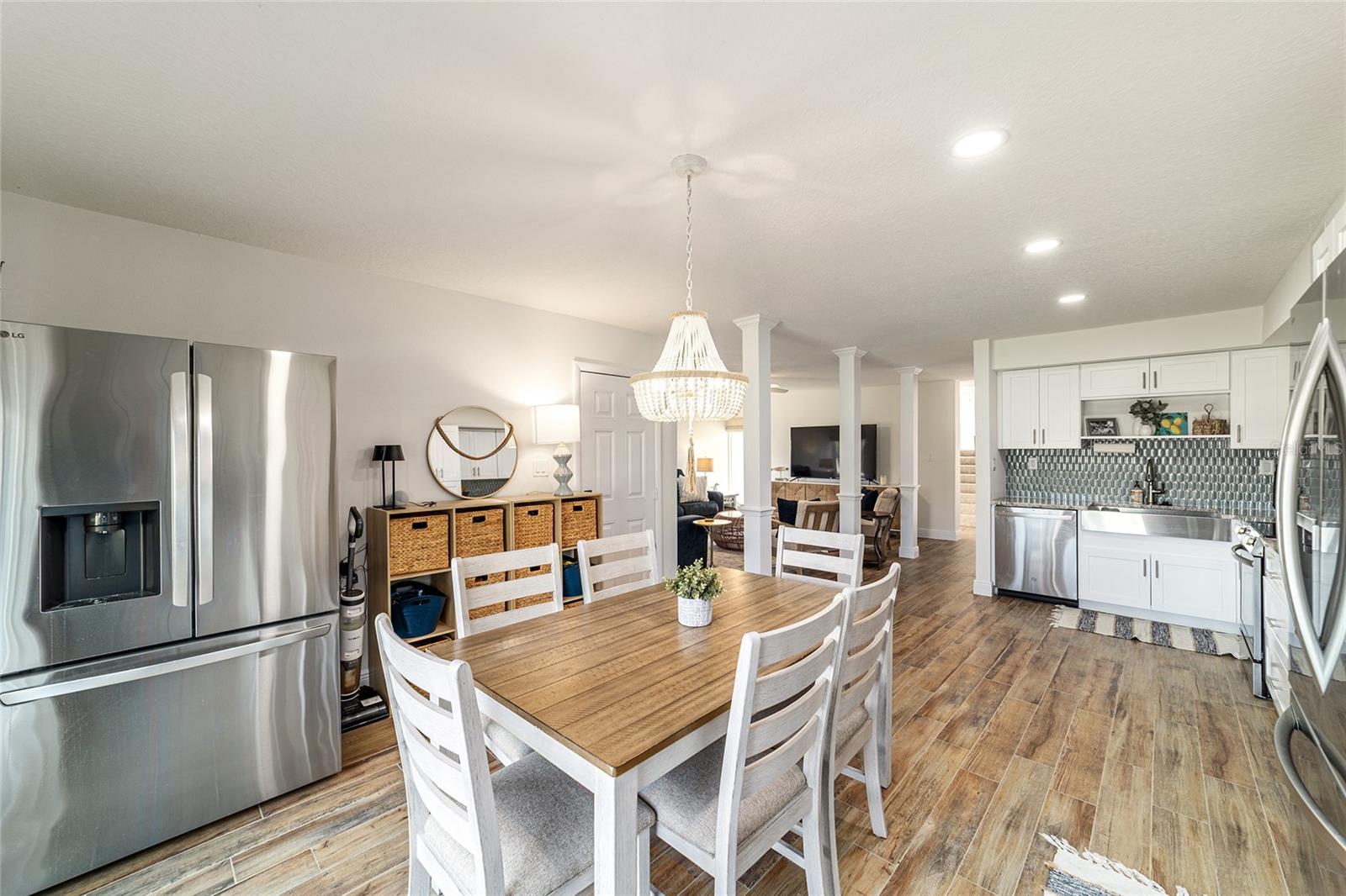 BAY VILLA CONDO - Residential