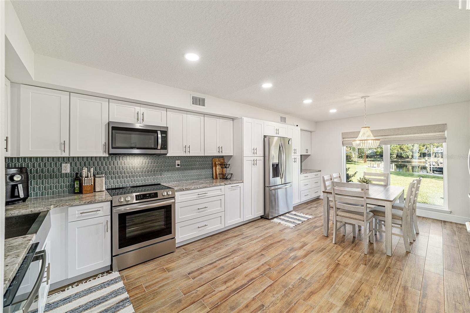 BAY VILLA CONDO - Residential