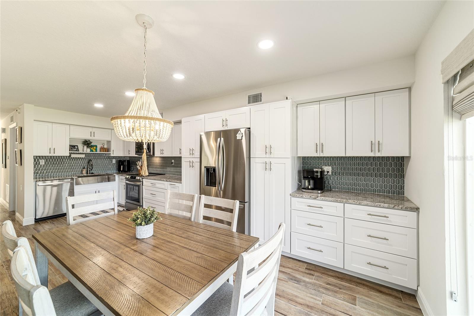 BAY VILLA CONDO - Residential