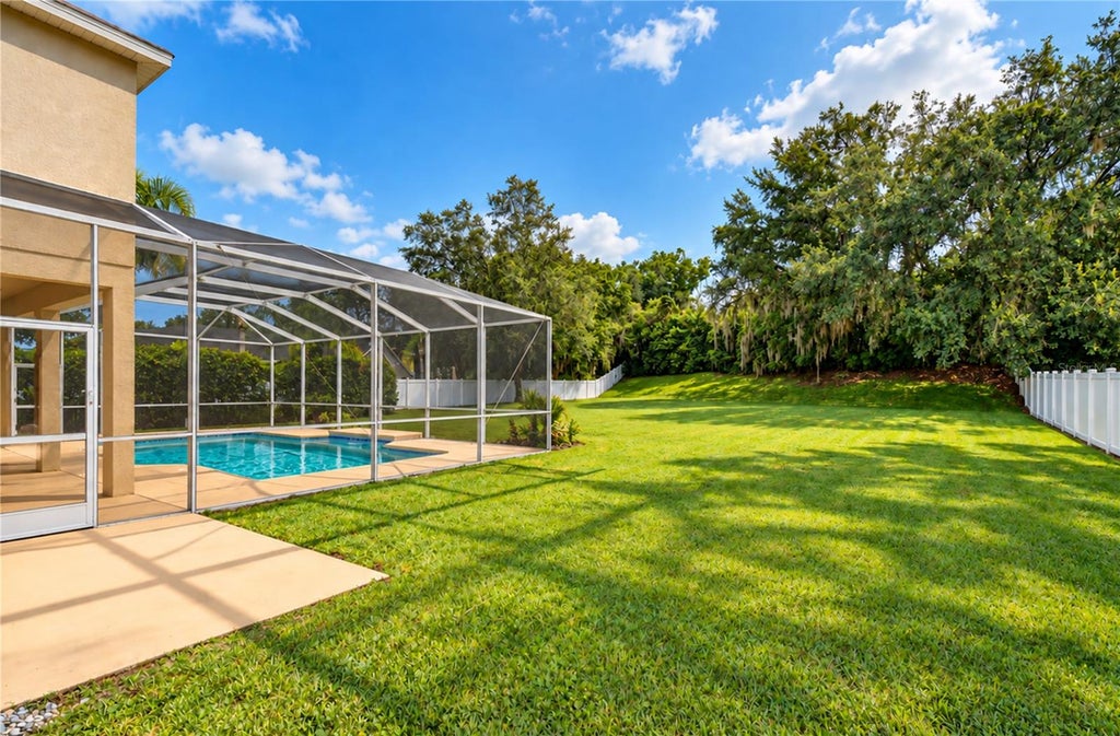 Photo of 5104 Whispering Leaf Trail, Valrico, FL 33596 (MLS # TB8555813)