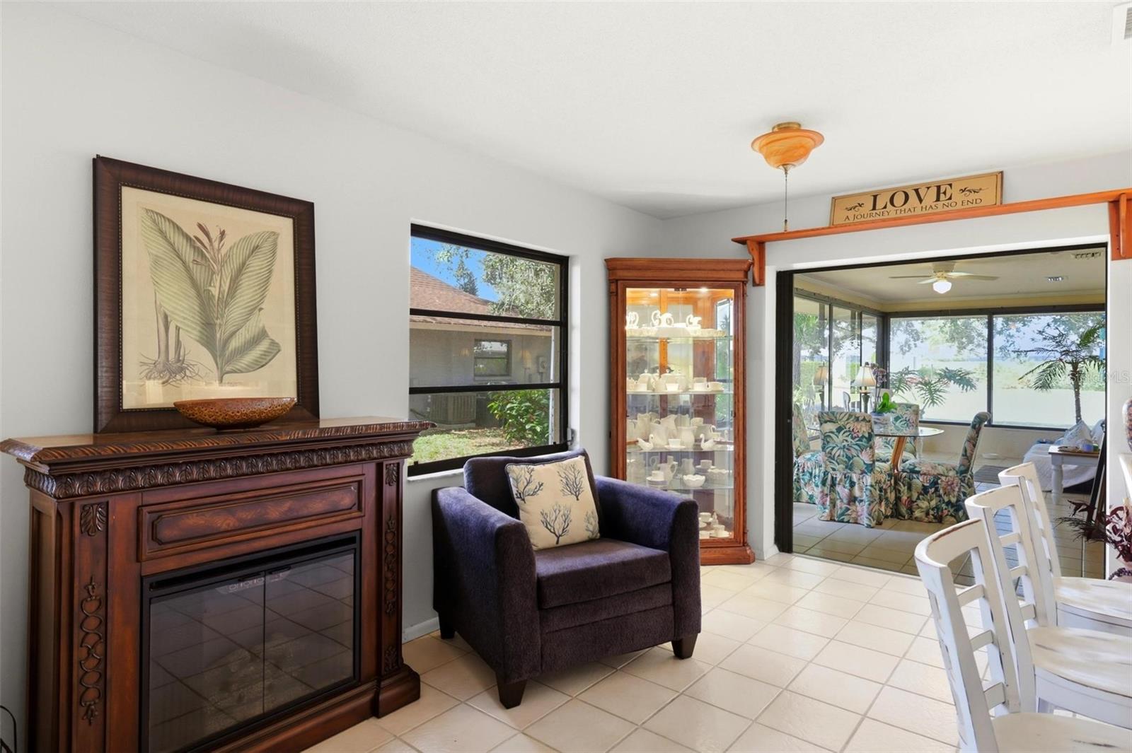 VENICE GARDENS - Residential