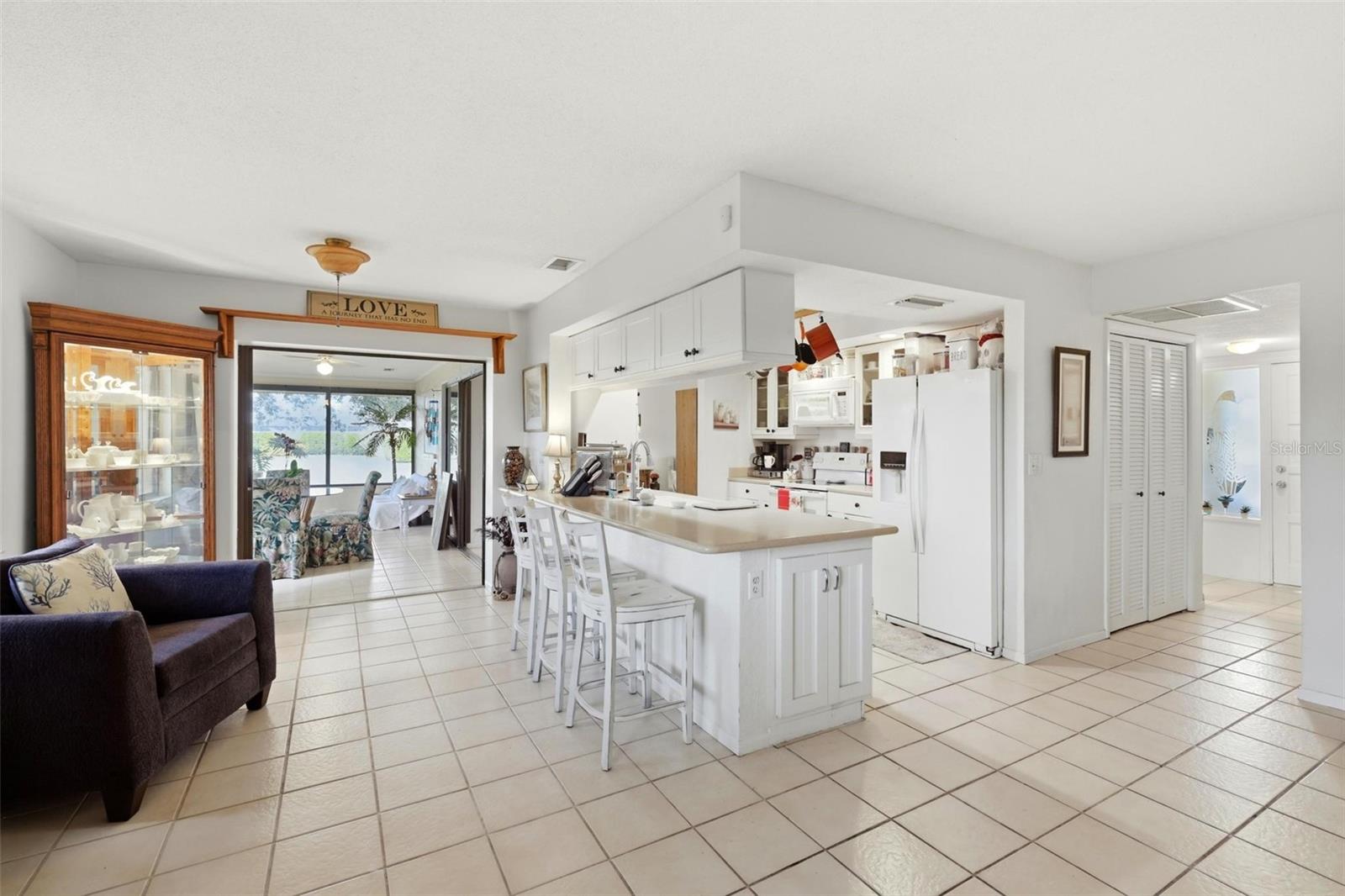 VENICE GARDENS - Residential