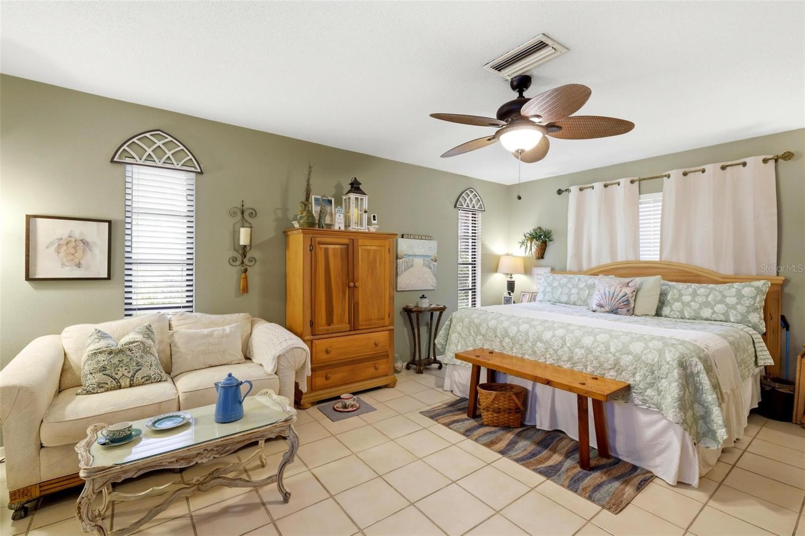 VENICE GARDENS - Residential