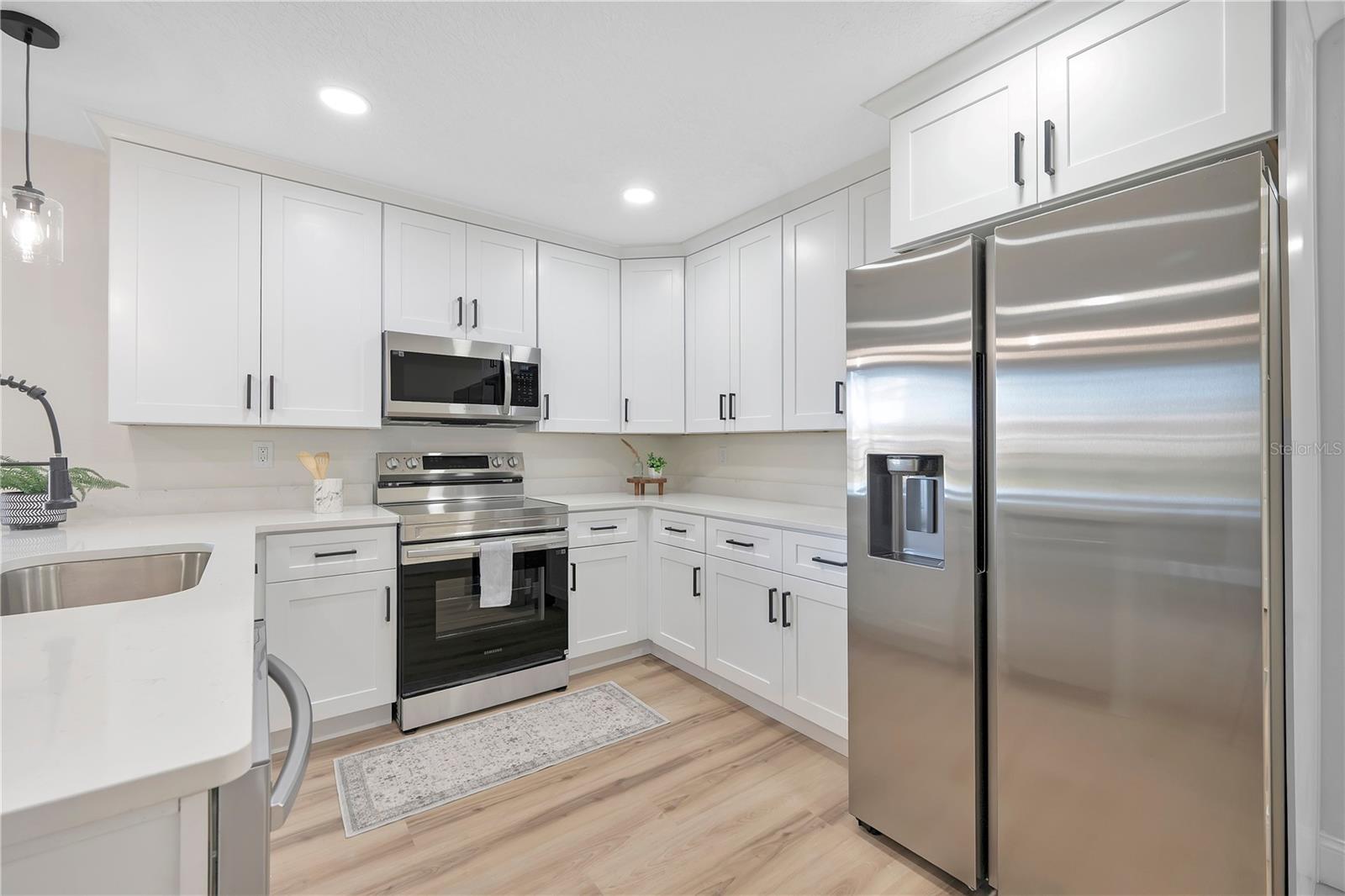 LAKE GIBSON POULTRY FARMS INC - Residential