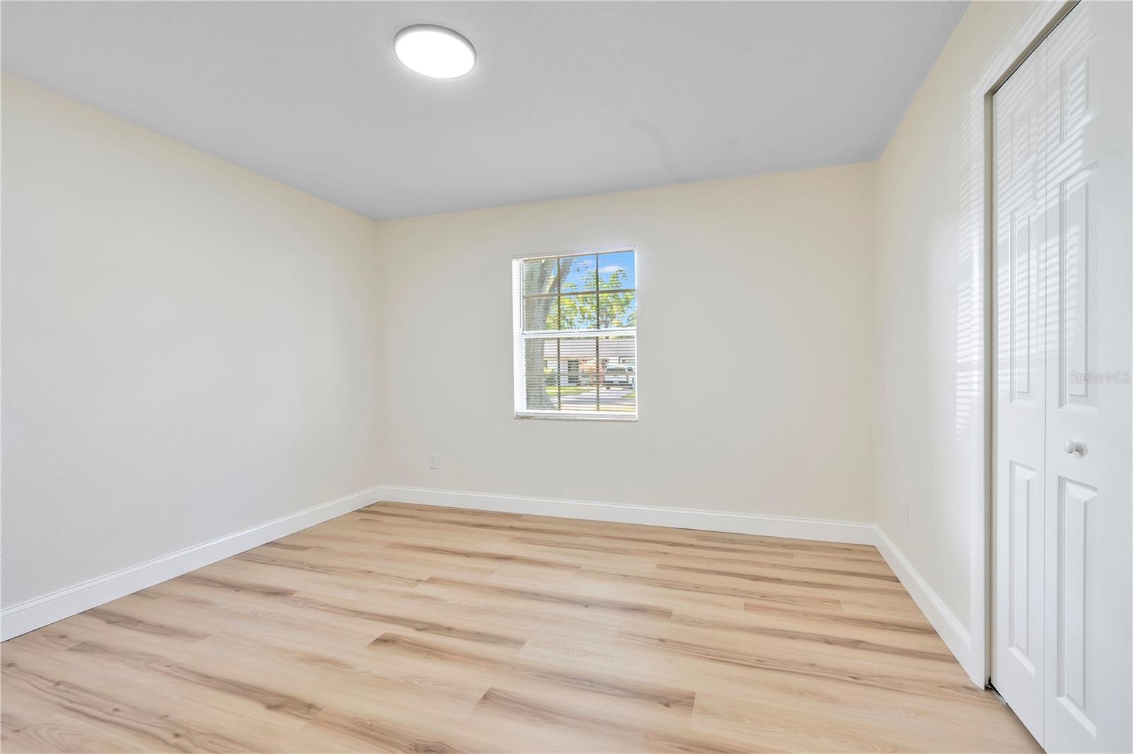 LAKE GIBSON POULTRY FARMS INC - Residential