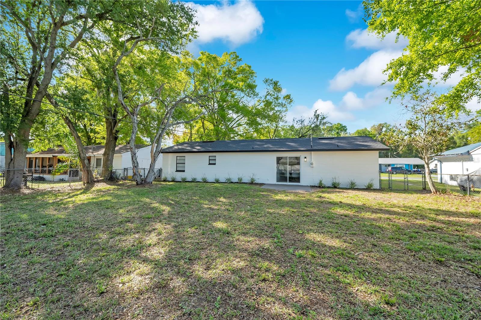 LAKE GIBSON POULTRY FARMS INC - Residential