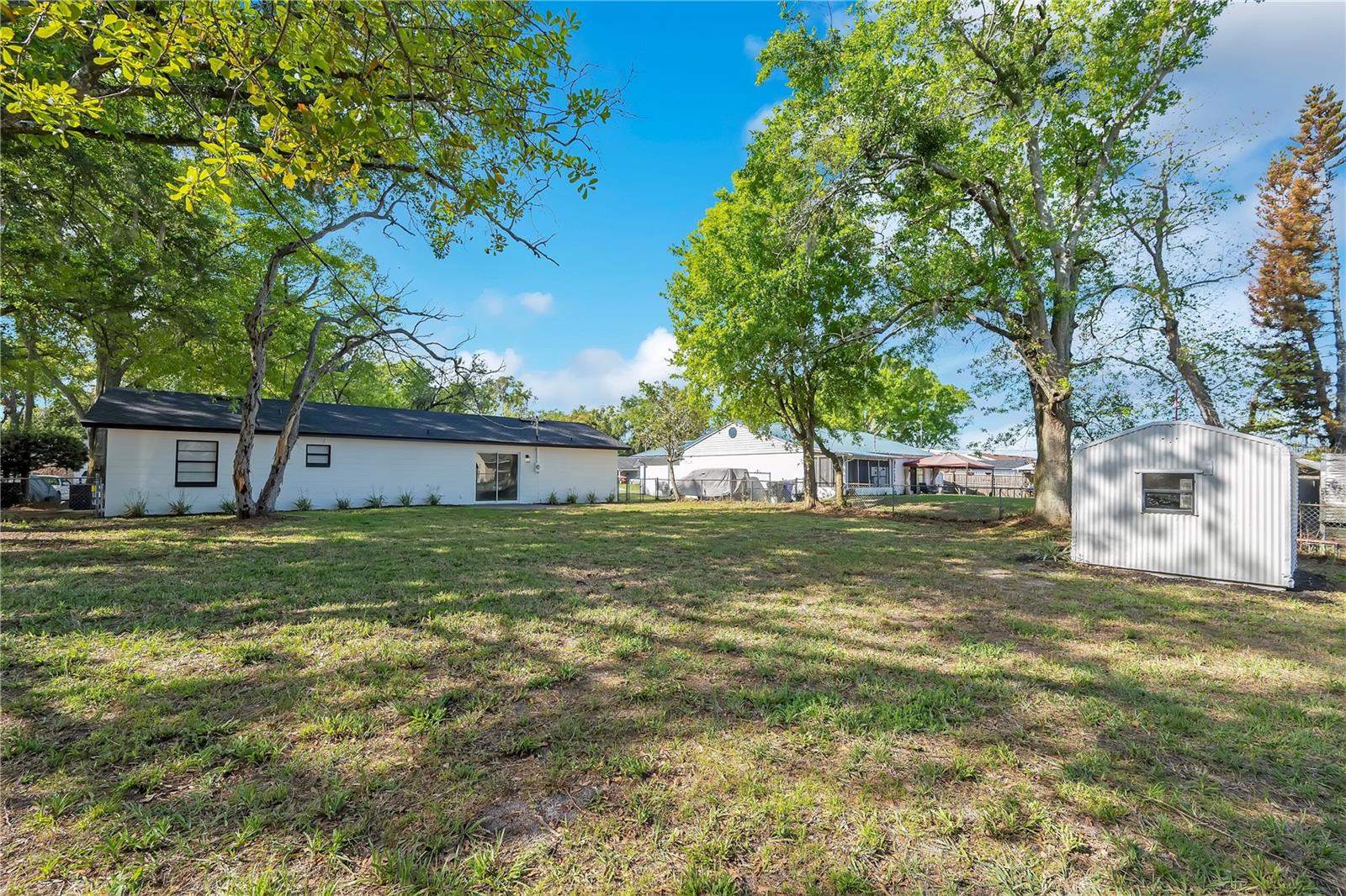 LAKE GIBSON POULTRY FARMS INC - Residential