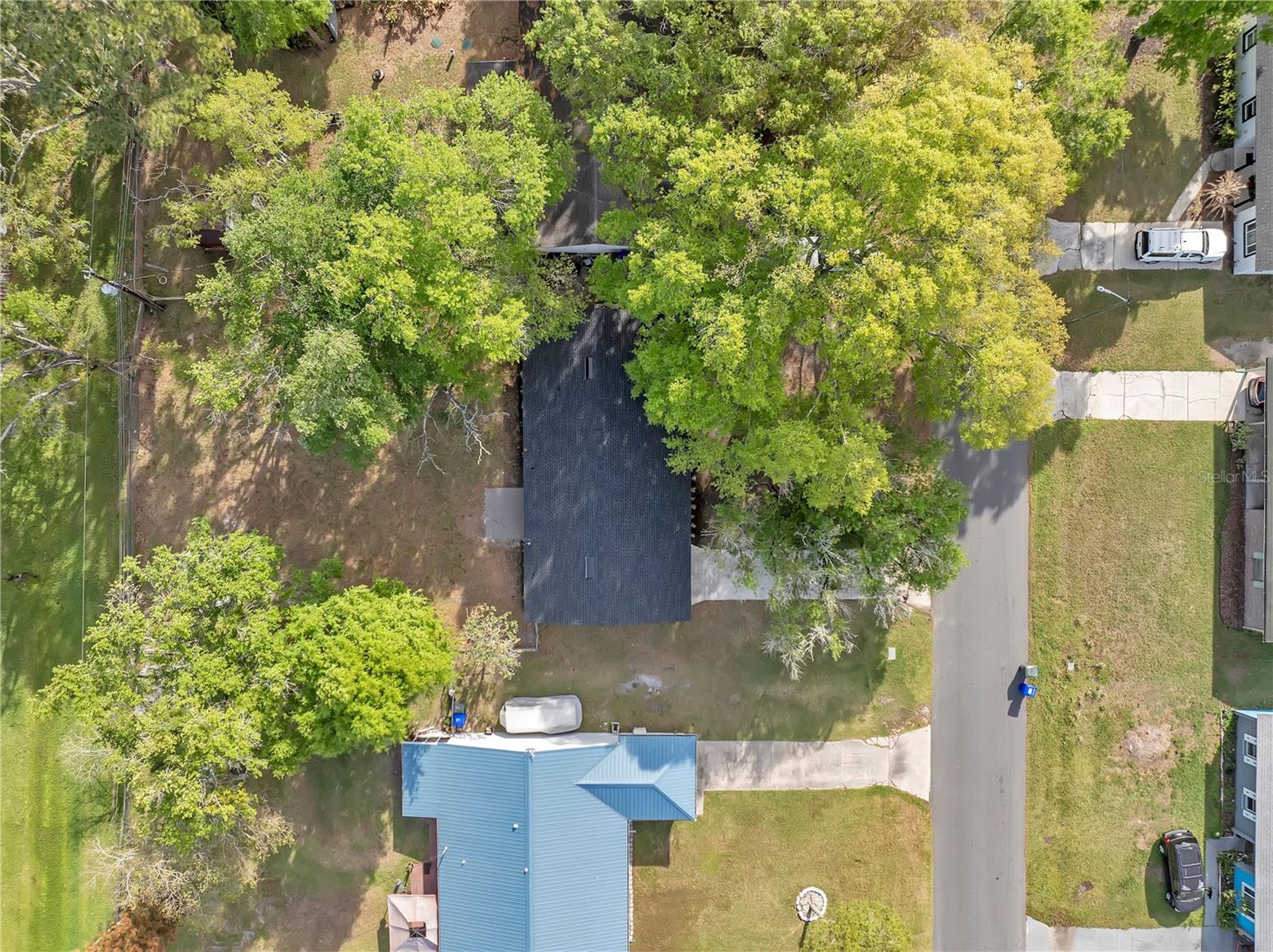 LAKE GIBSON POULTRY FARMS INC - Residential