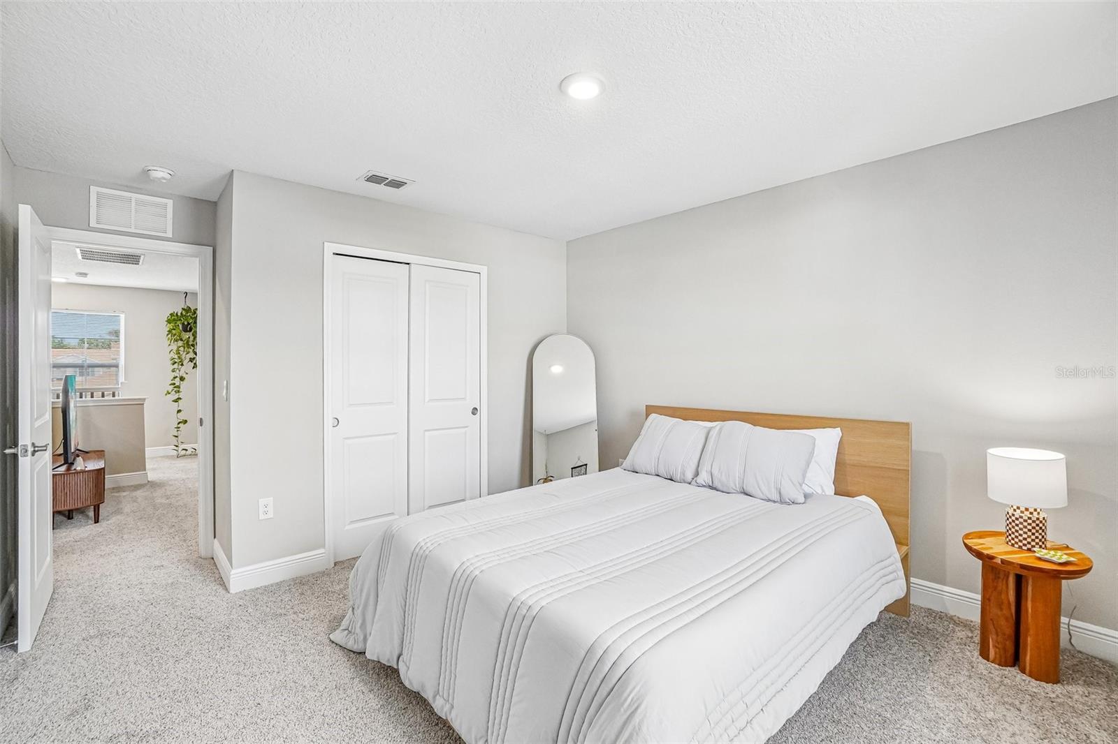 HERITAGE OAKS TWNHMS - Residential