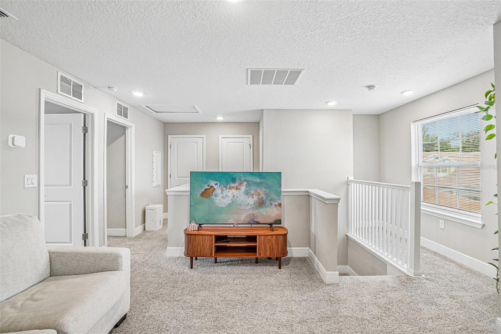 HERITAGE OAKS TWNHMS - Residential