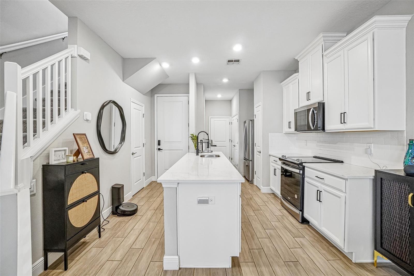 HERITAGE OAKS TWNHMS - Residential