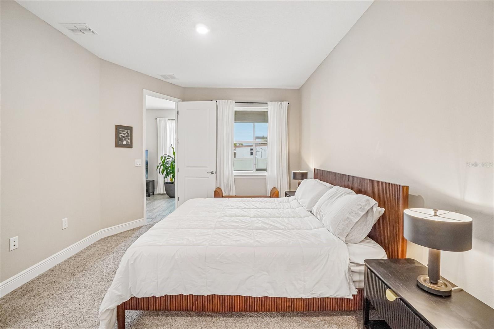 HERITAGE OAKS TWNHMS - Residential