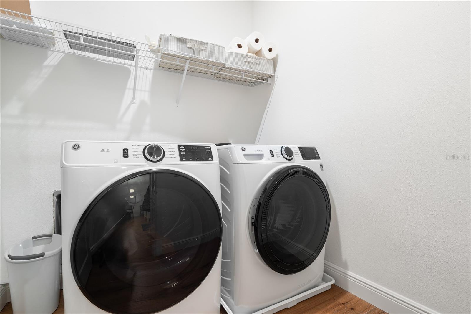 DOMUS URBANA CONDO - Residential