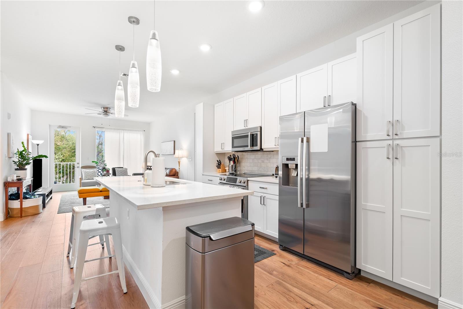 DOMUS URBANA CONDO - Residential