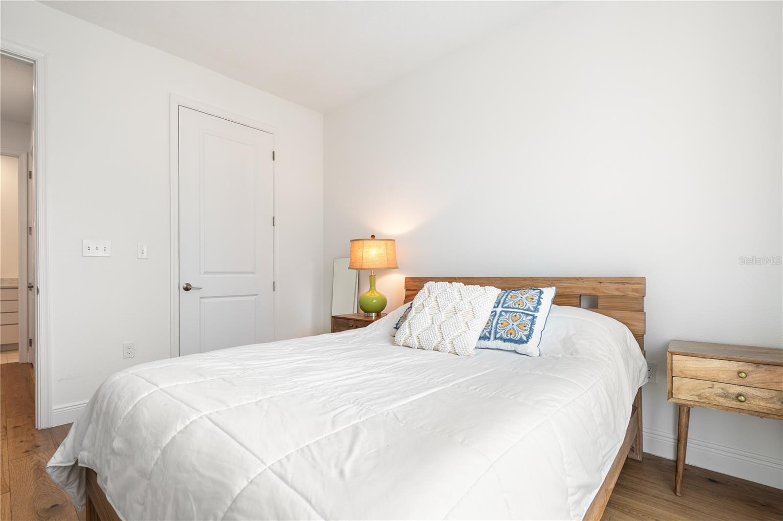 DOMUS URBANA CONDO - Residential