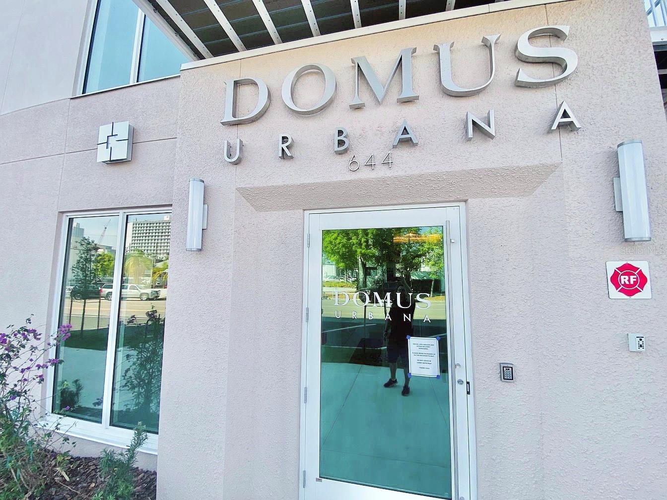 DOMUS URBANA CONDO - Residential