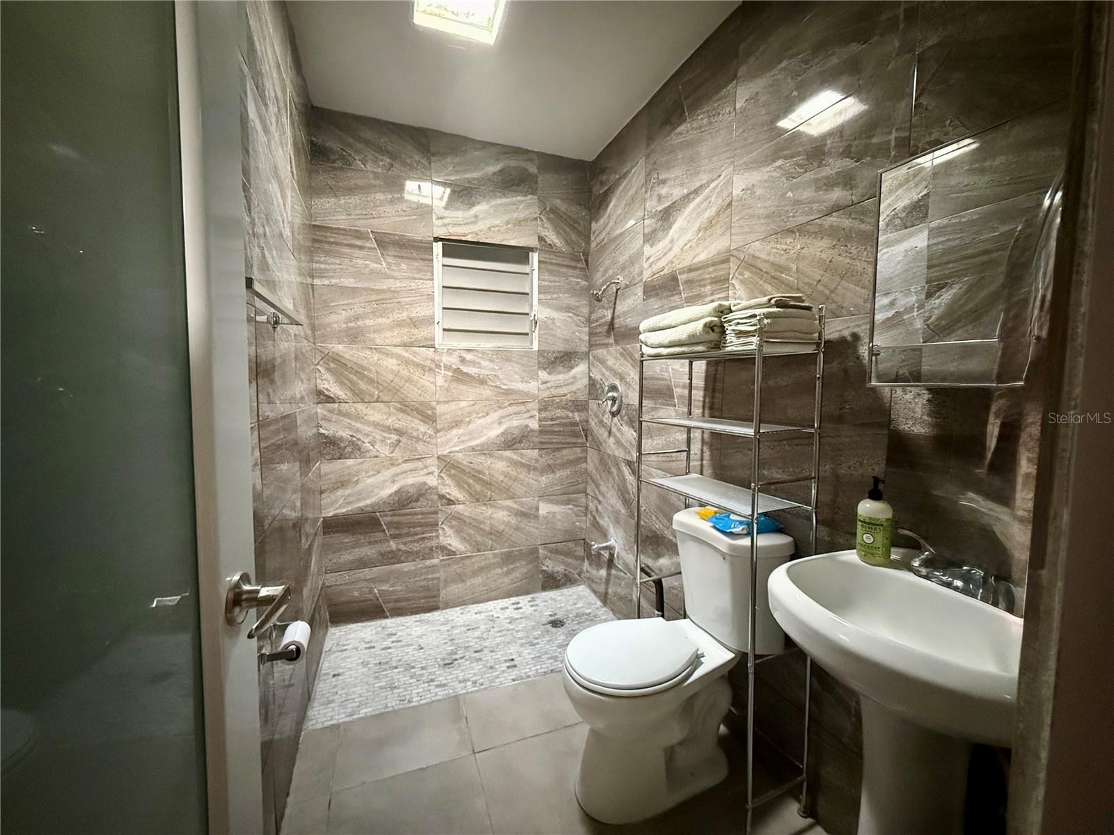 URBANIZACIÓN SAN PEDRO - Residential