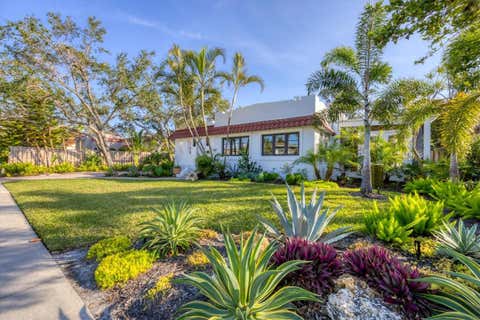Photo of 1864 Clematis St, Sarasota, FL 34239 (MLS # A4696114)