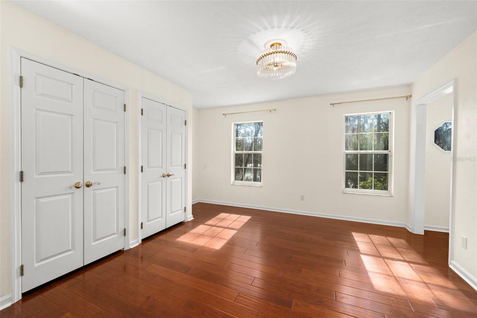 RICHMOND - Residential