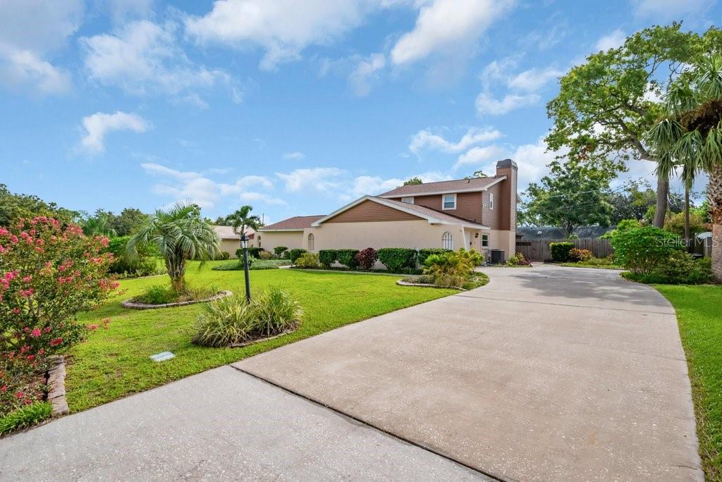 1303 ROCKWOOD DRIVE