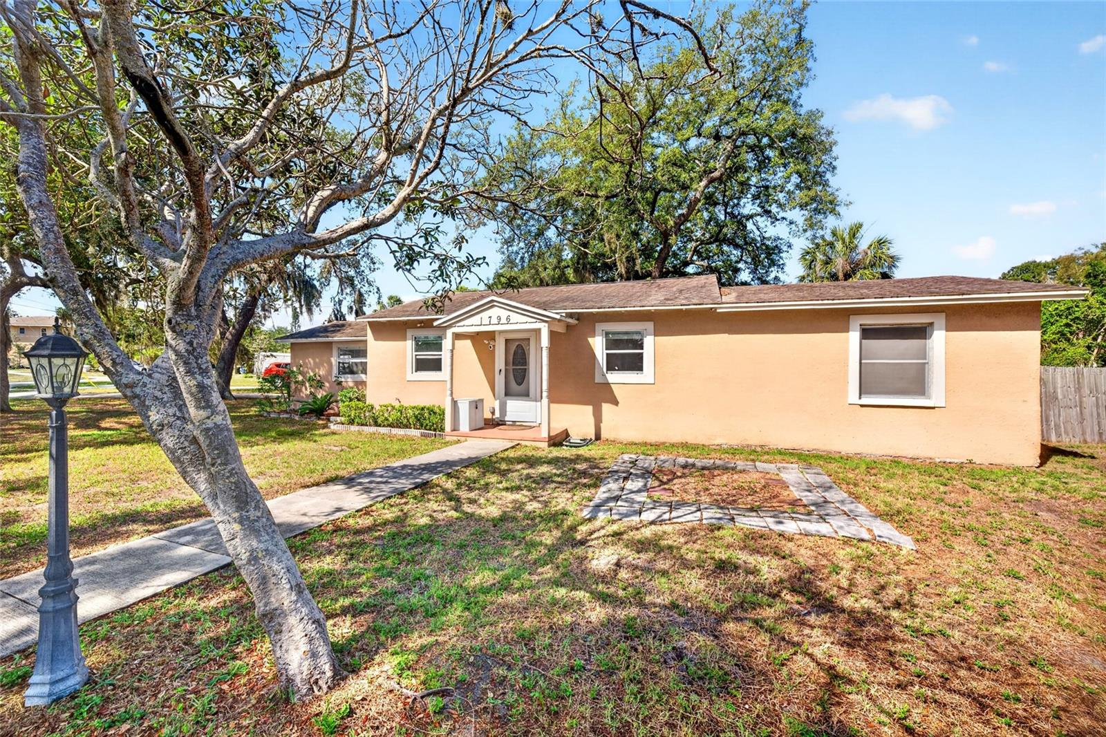 AVONDALE - Residential