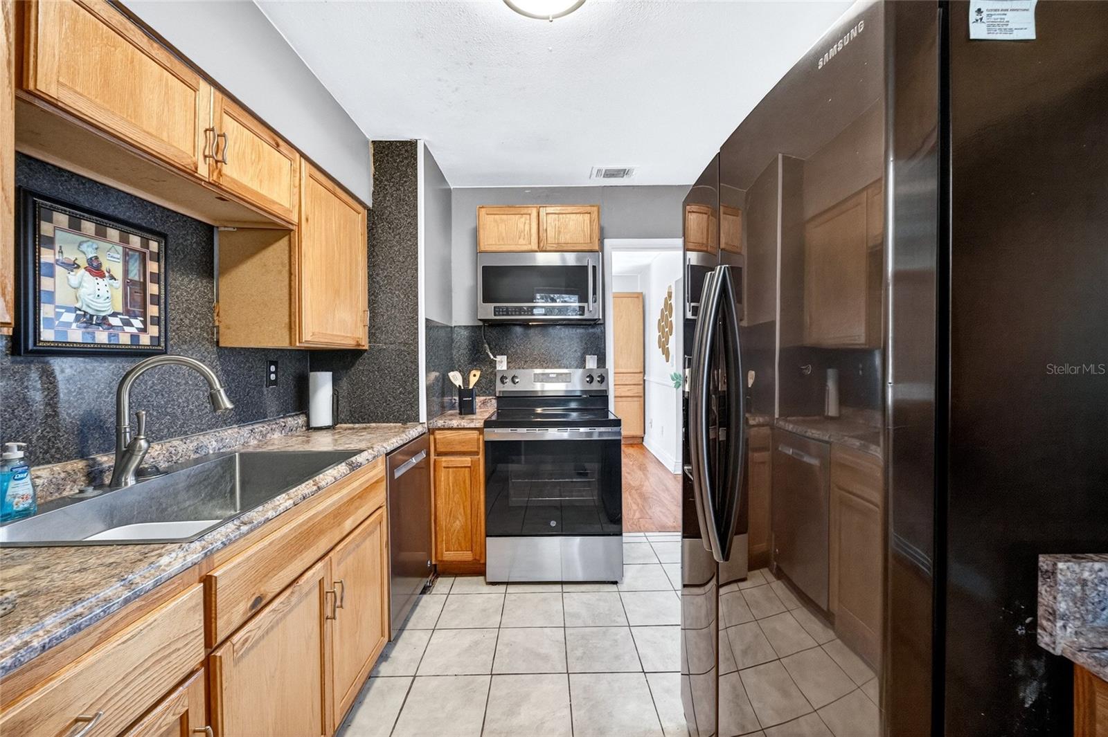 AVONDALE - Residential