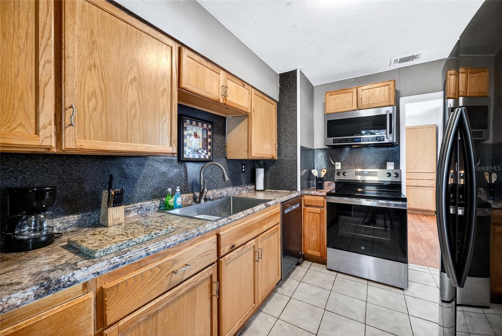 AVONDALE - Residential